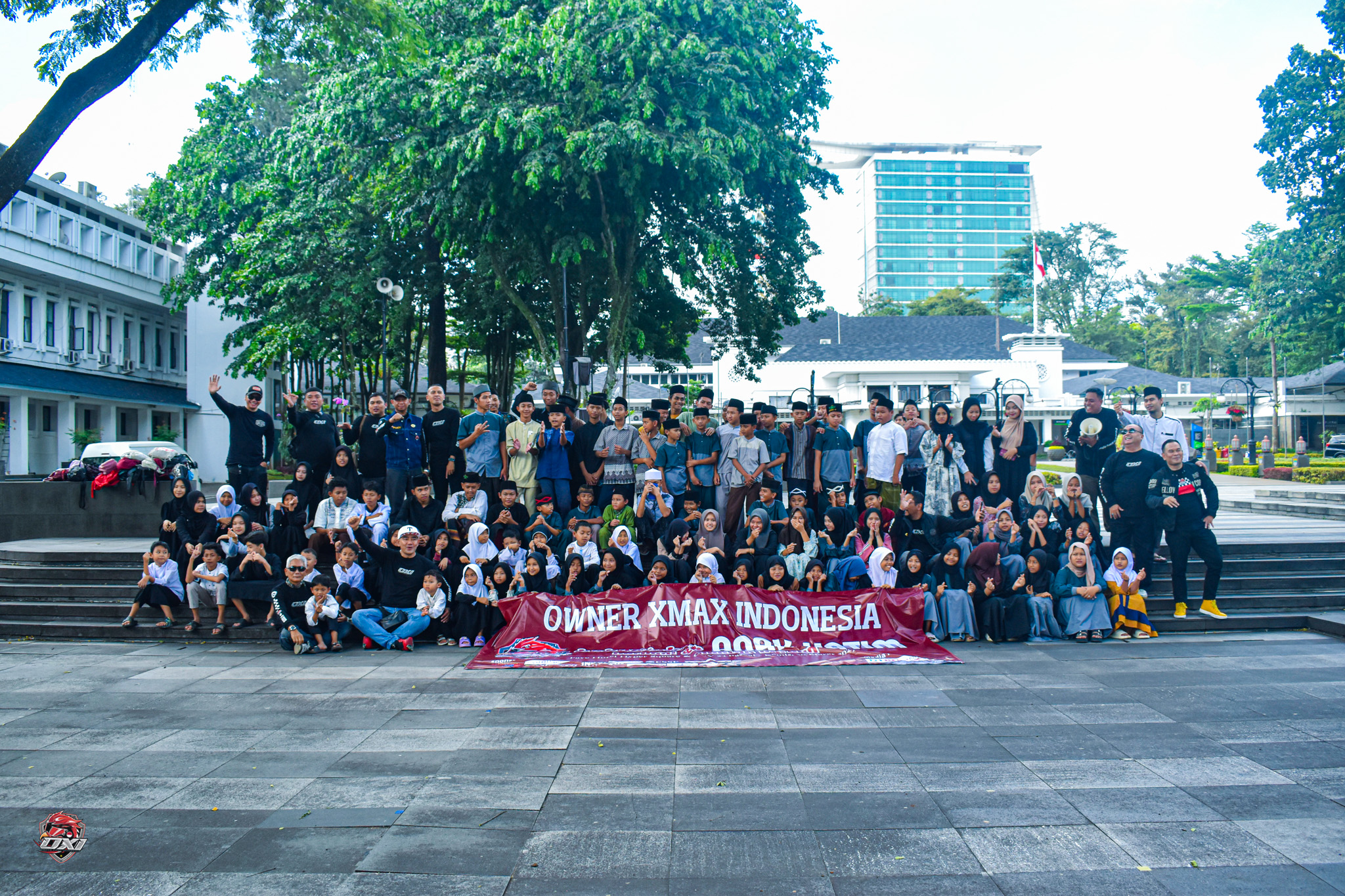 Bukber - 100 Yatim Piatu